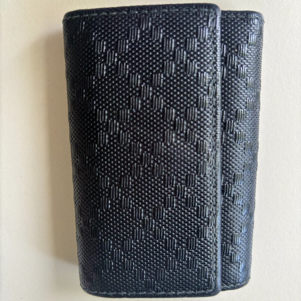 Gucci Black Key Holder - CLOSET CLEAR OUT